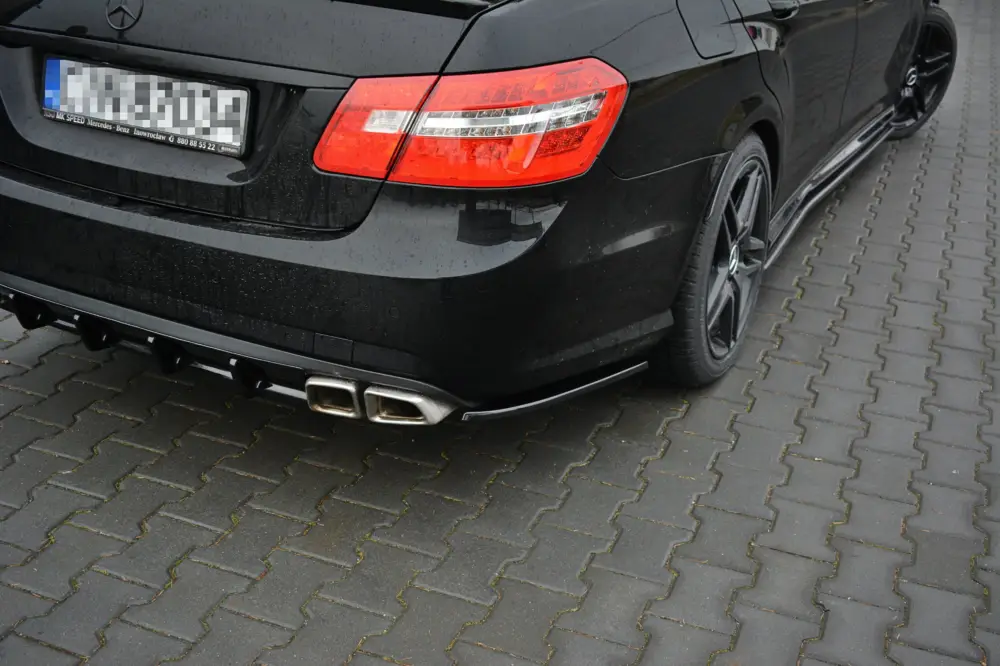 Maxton Design boční difuzory pod zadní nárazník pro Mercedes třída E w212/AMG, černý lesklý plast ABS Cenově Výhodný